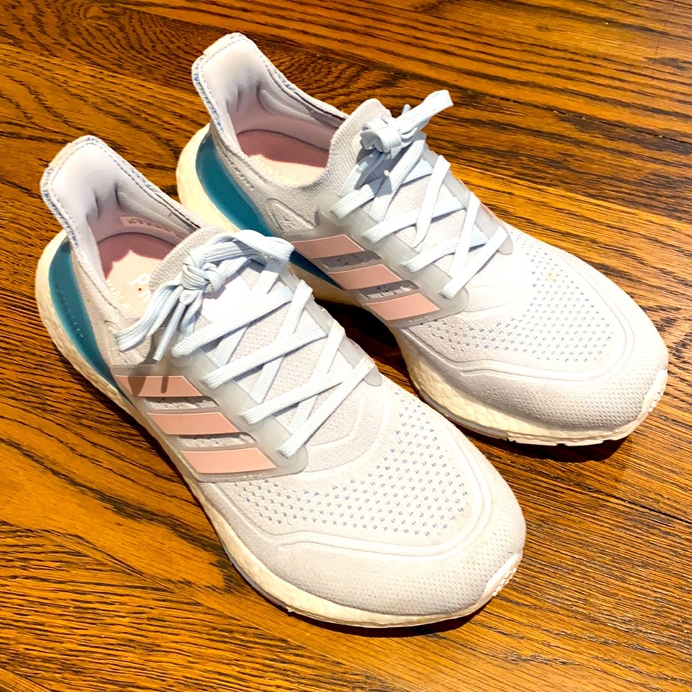 Adidas ultra boost, size 7.5